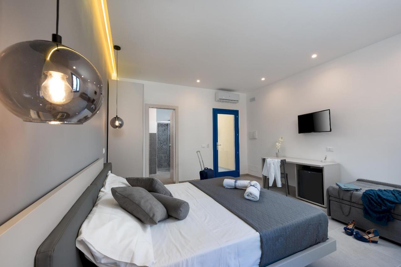 Fior Di Lino Rooms ซานวิโต โลคาโป ภายนอก รูปภาพ
